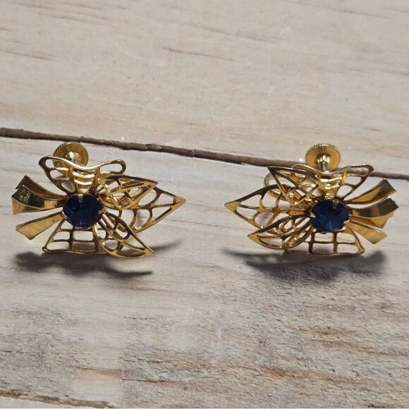 1940's B.N. Bugbee Vintage Niles Gold Plated Blue Sapphire Rhinestone Earrings - Picture 2 of 3